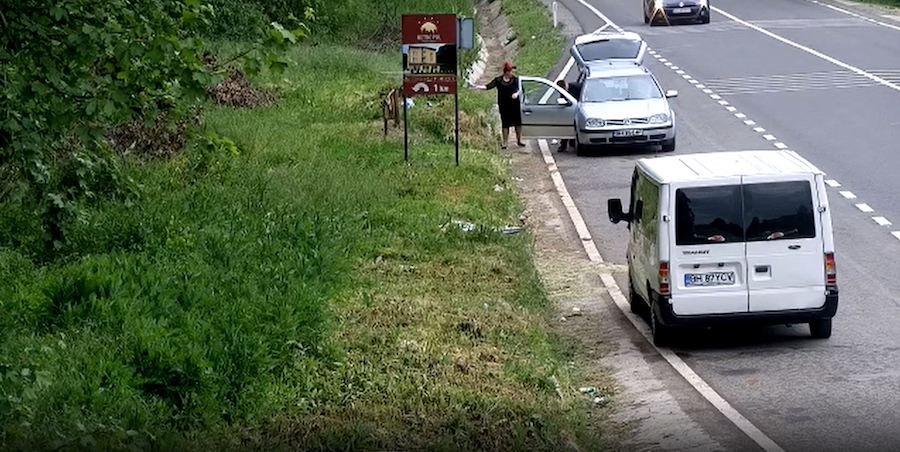The Police Confiscated a Man's Car Because the Passenger Was Caught Littering