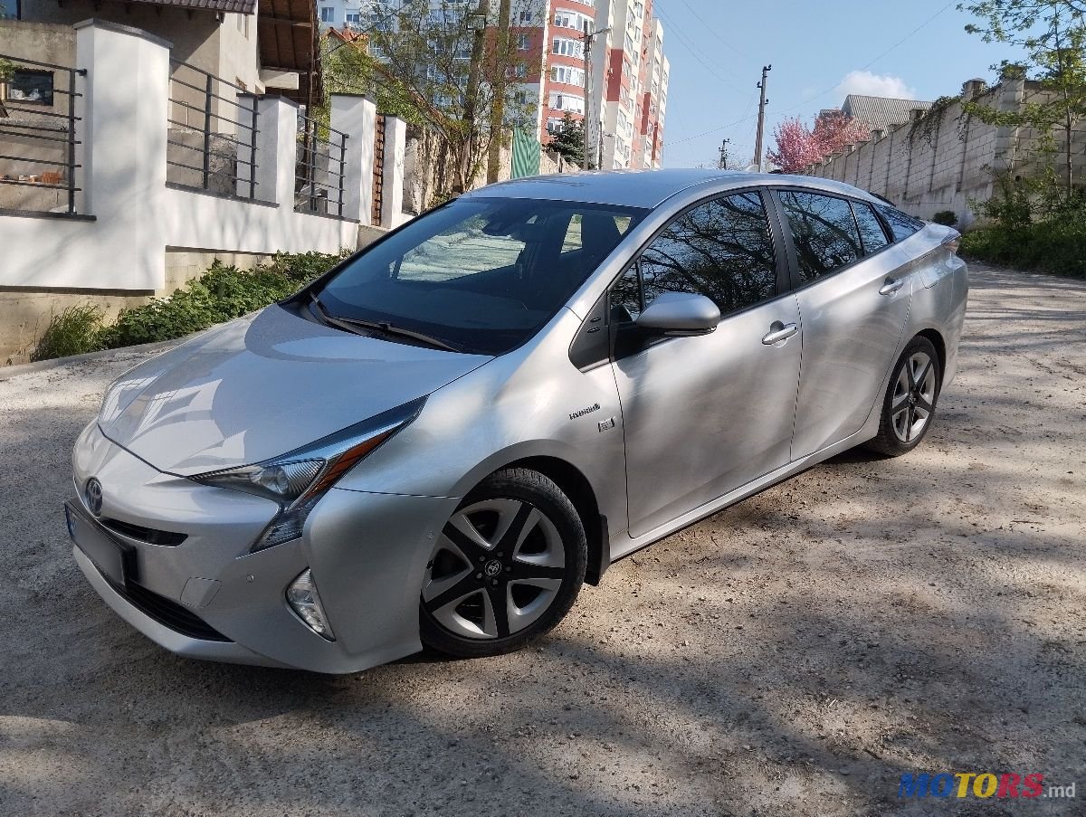 2017' Toyota Prius photo #1