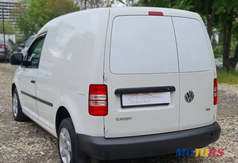2014' Volkswagen Caddy photo #4
