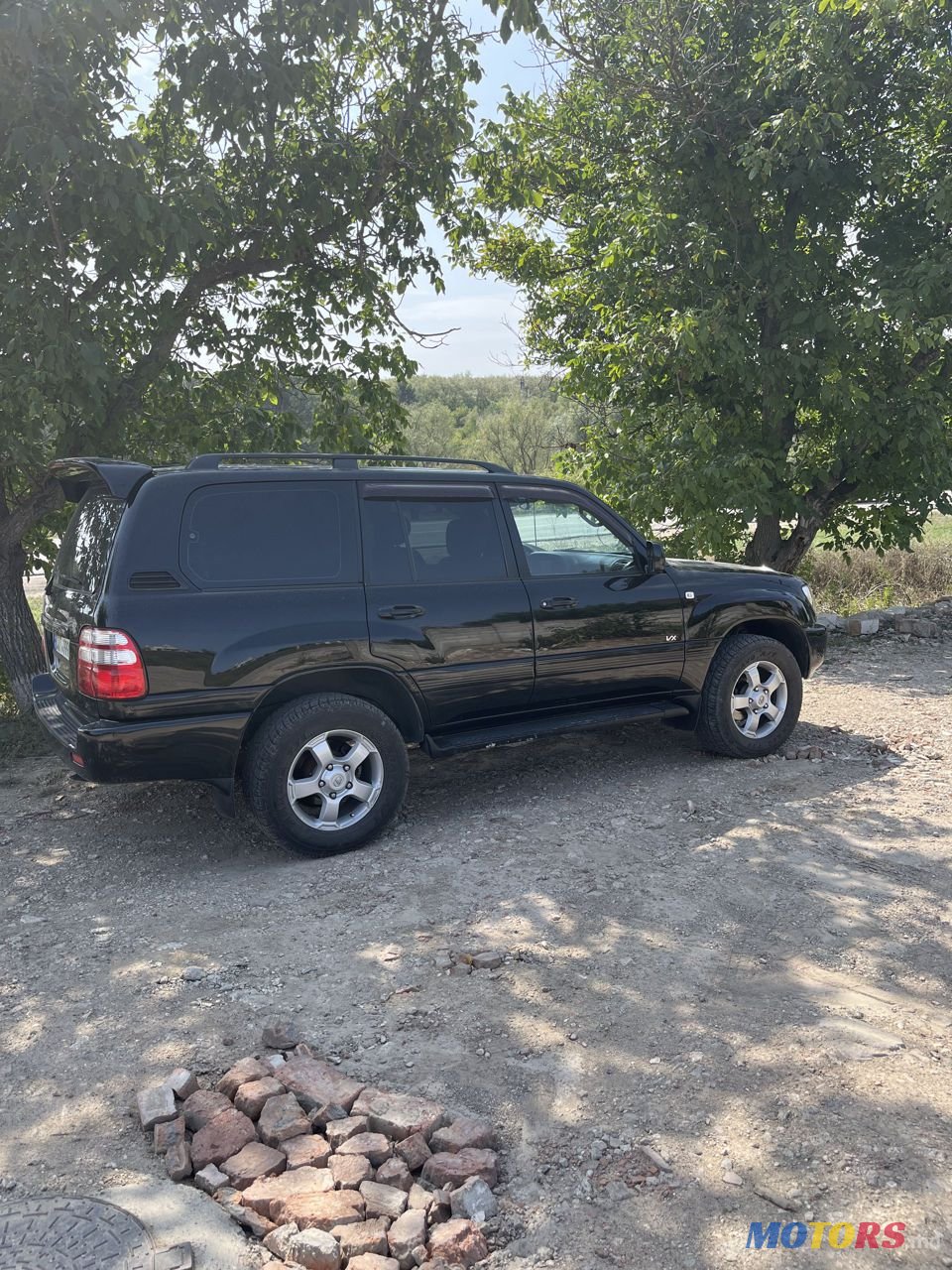 1999' Toyota Land Cruiser photo #2