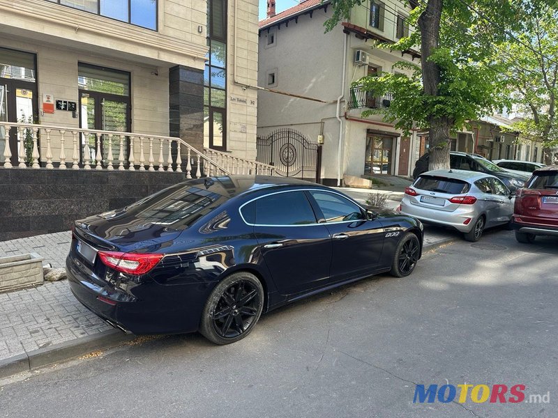2017' Maserati Quattroporte photo #3