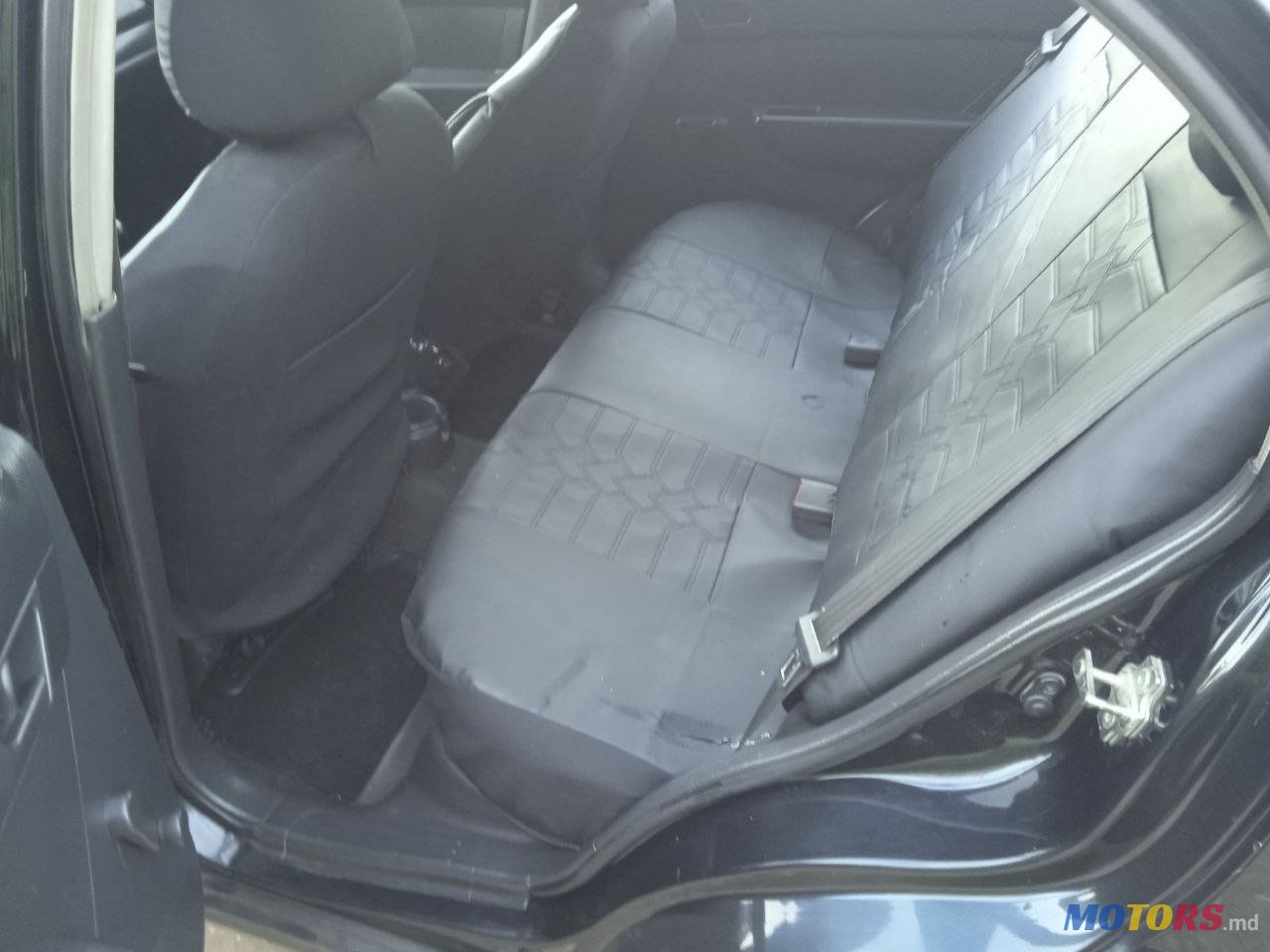 2010' Chevrolet Aveo photo #4