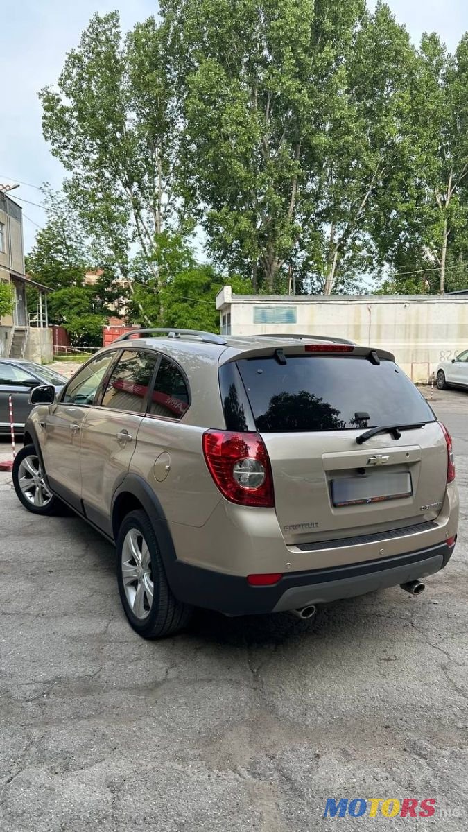 2011' Chevrolet Captiva photo #4