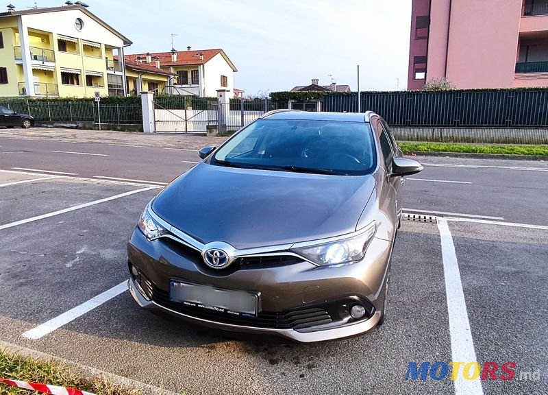 2016' Toyota Auris photo #1