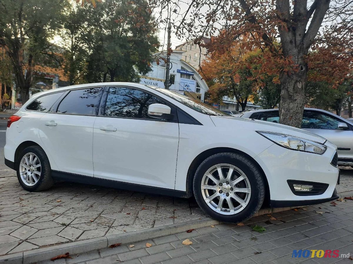 2016' Ford Focus photo #4