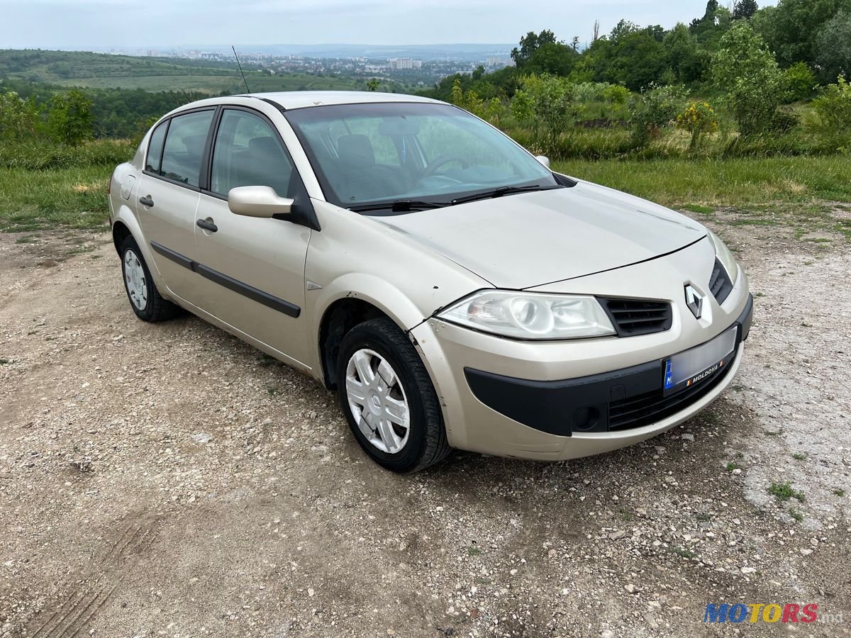 2007' Renault Megane photo #2