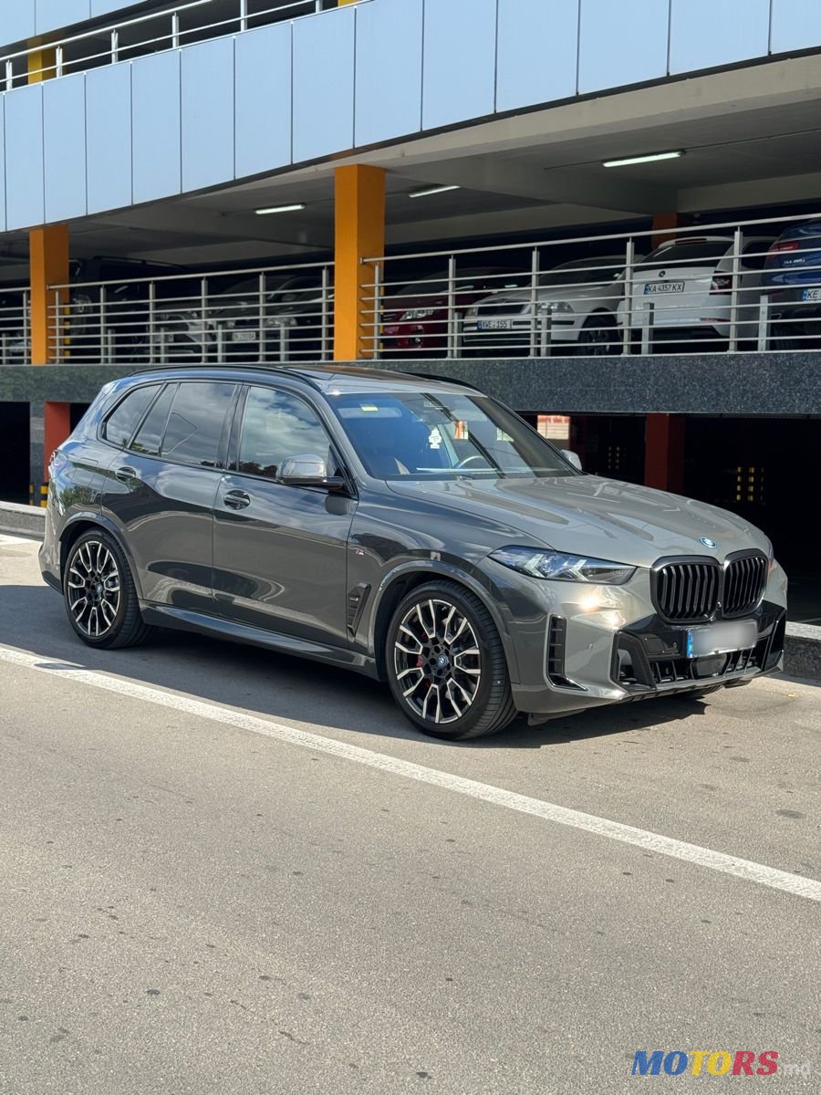 2023' BMW X5 photo #4