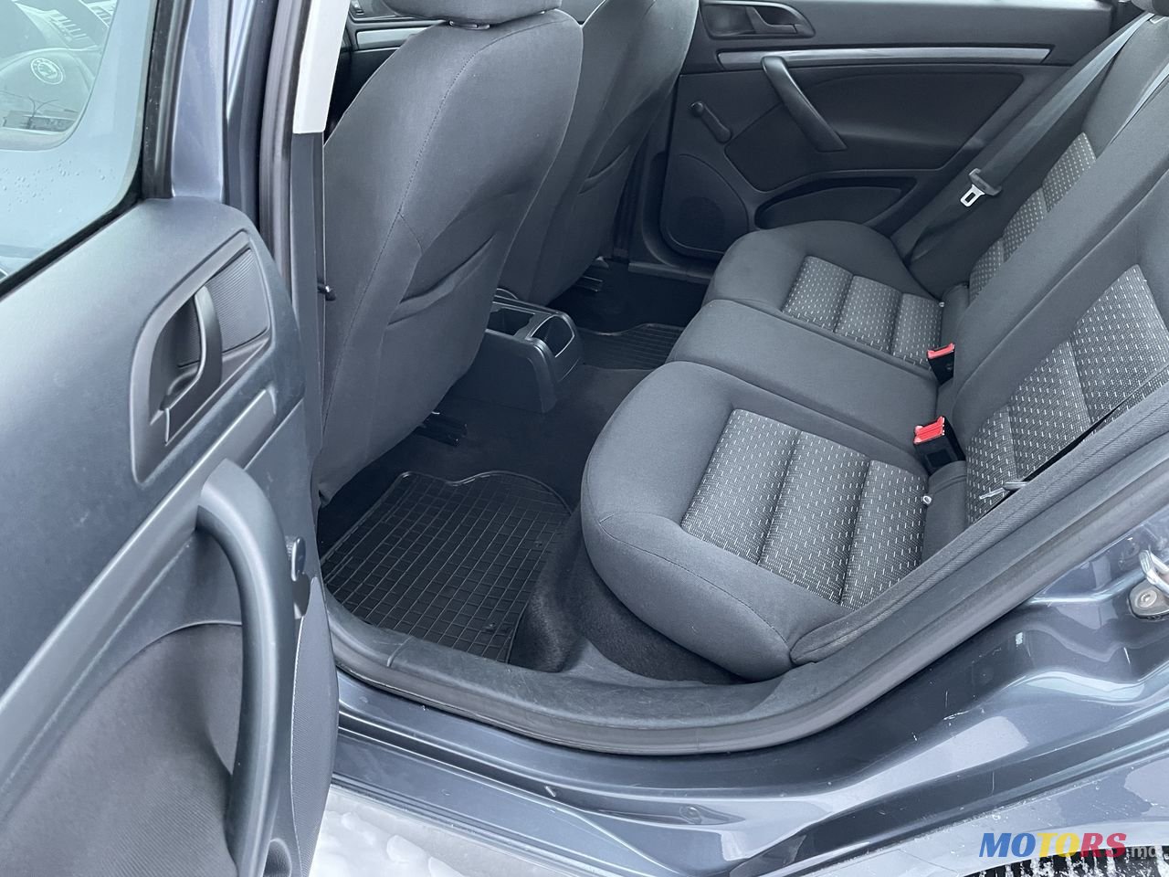 2011' Skoda Octavia photo #6