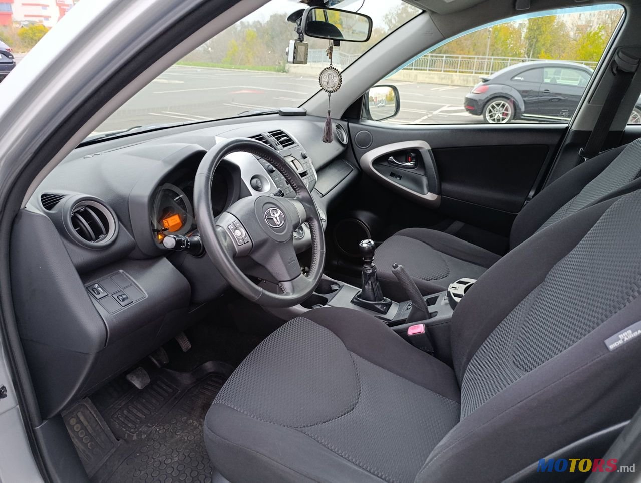 2006' Toyota RAV4 photo #5