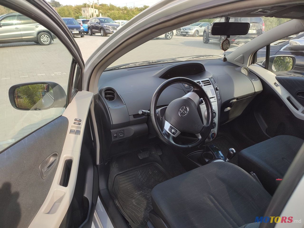 2006' Toyota Yaris photo #6