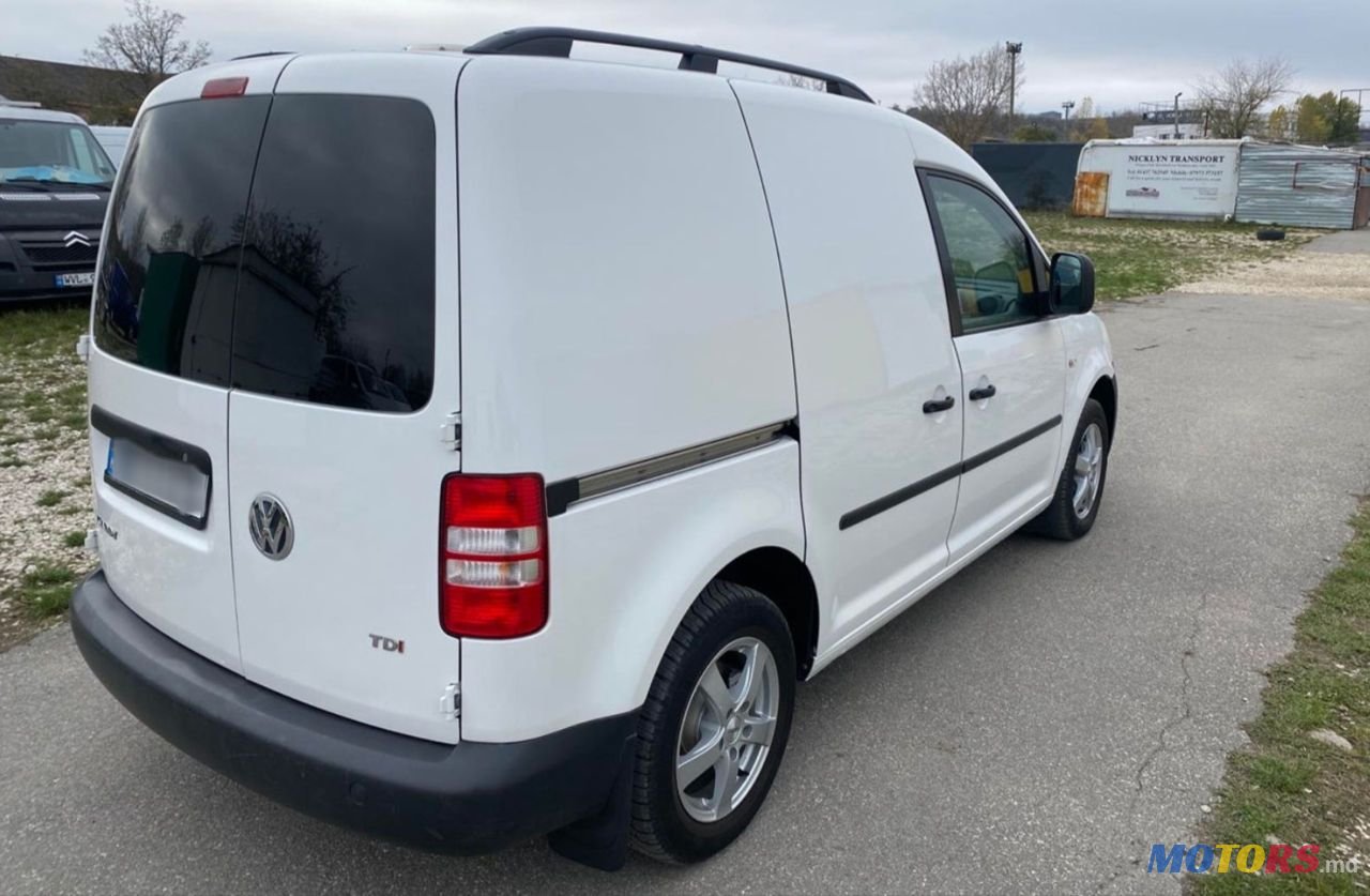 2013' Volkswagen Caddy photo #5