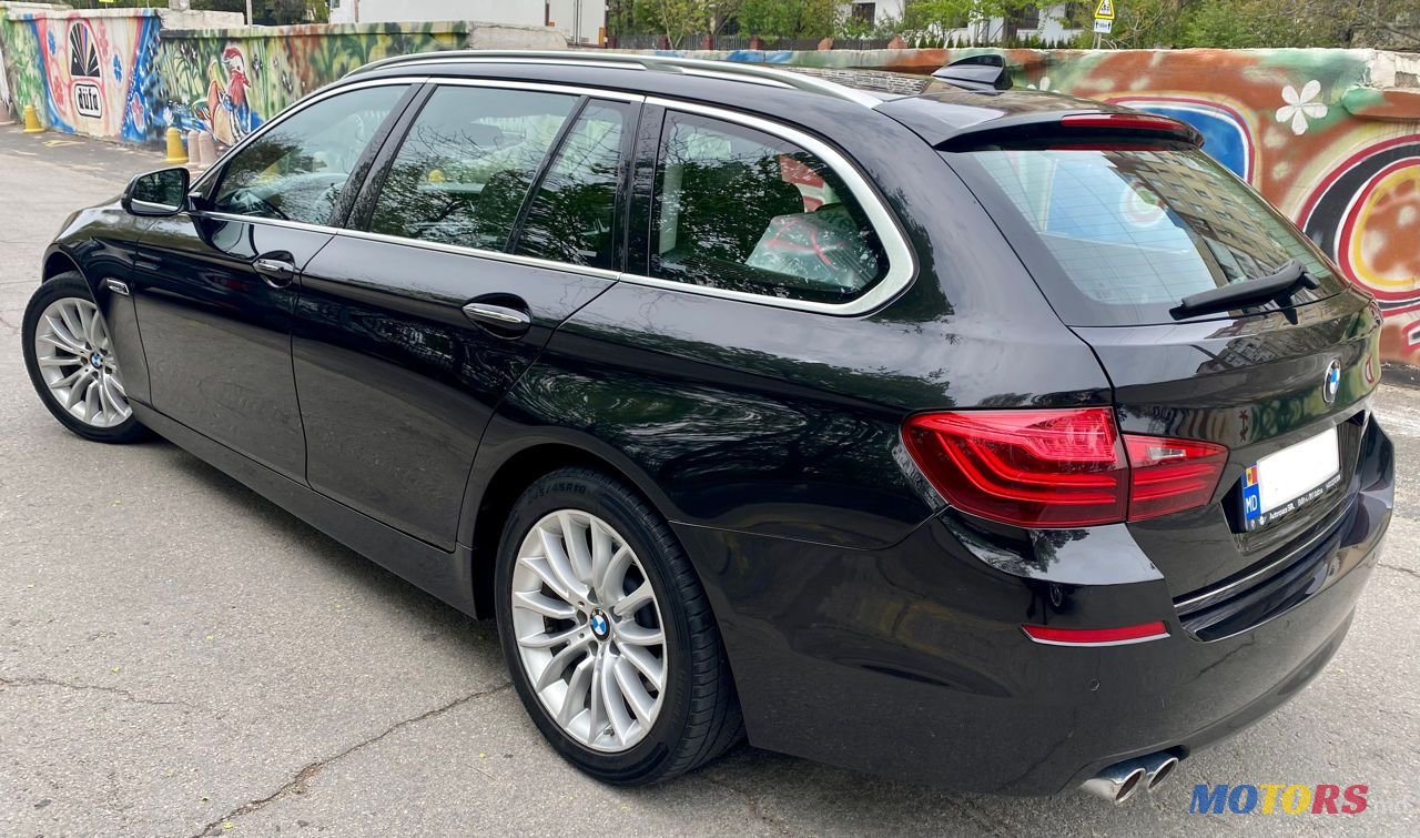 2015' BMW 5 Series photo #6