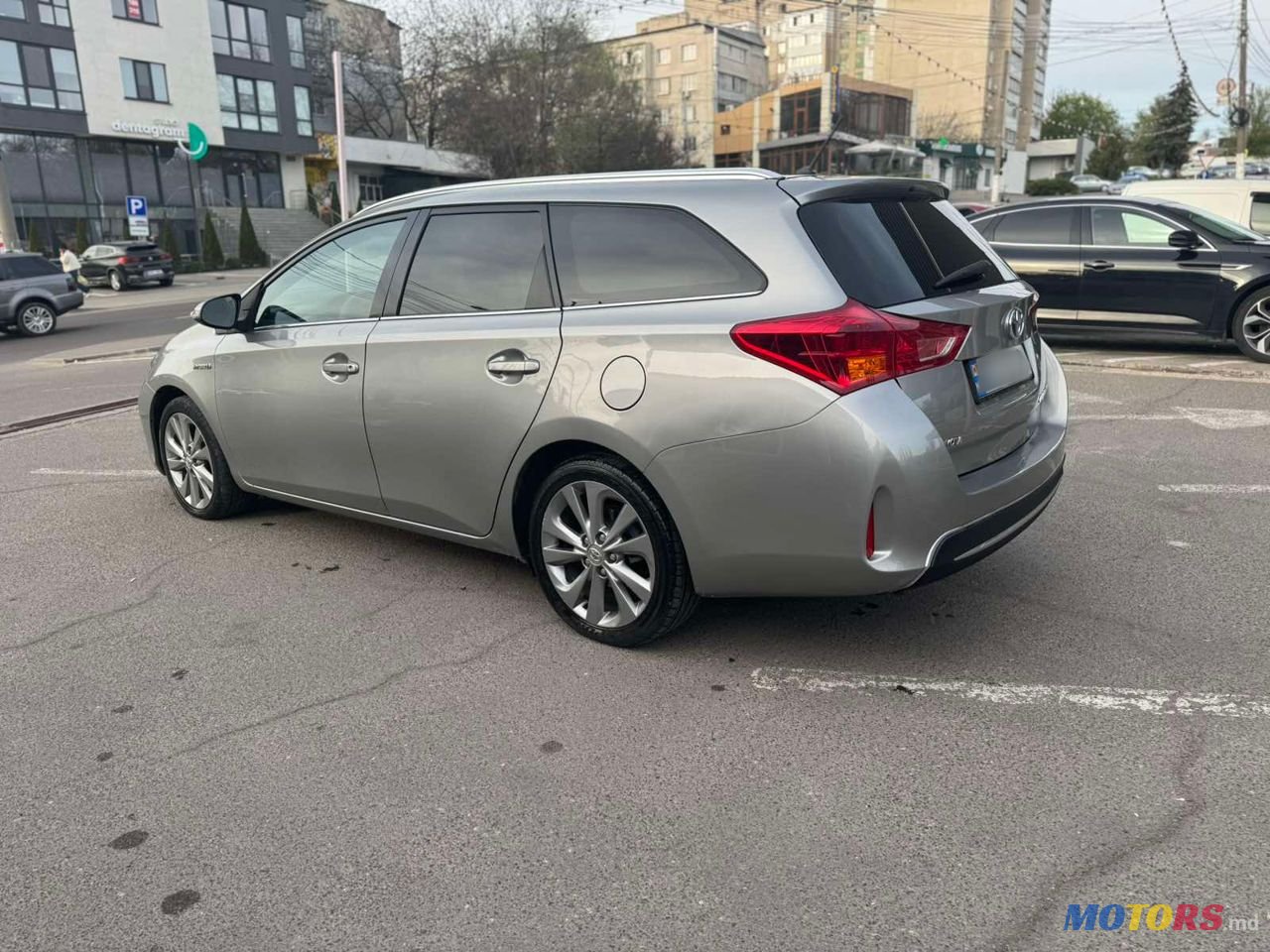 2014' Toyota Auris photo #6