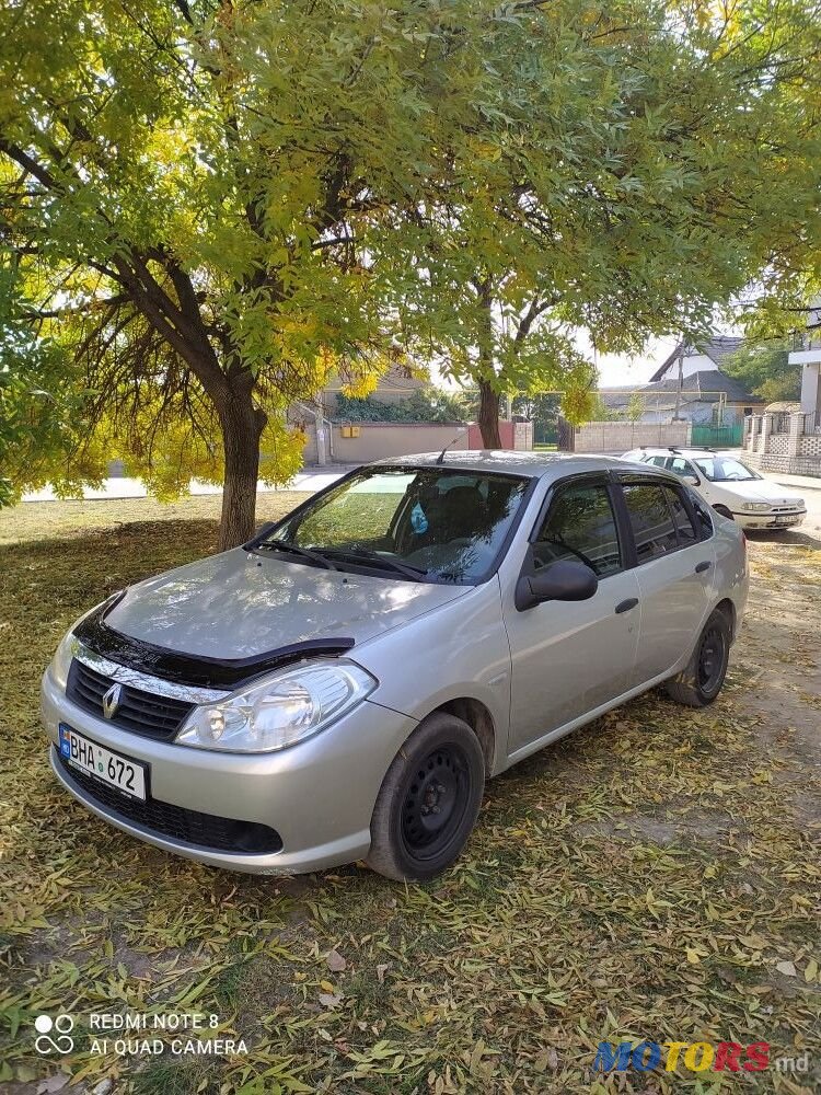 2011' Renault Clio Symbol photo #2