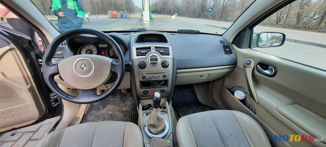 2006' Renault Megane photo #2