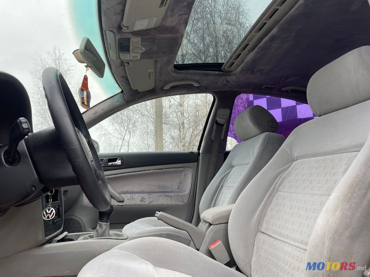 2003' Volkswagen Passat photo #5