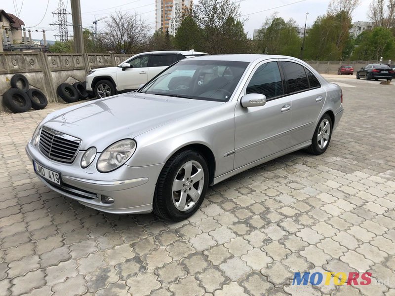 2006' Mercedes-Benz E Класс photo #1