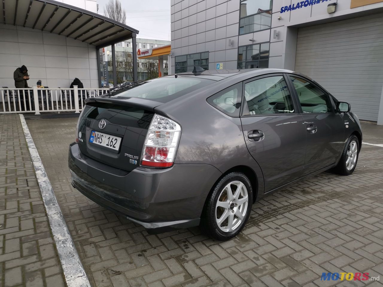 2008' Toyota Prius photo #3