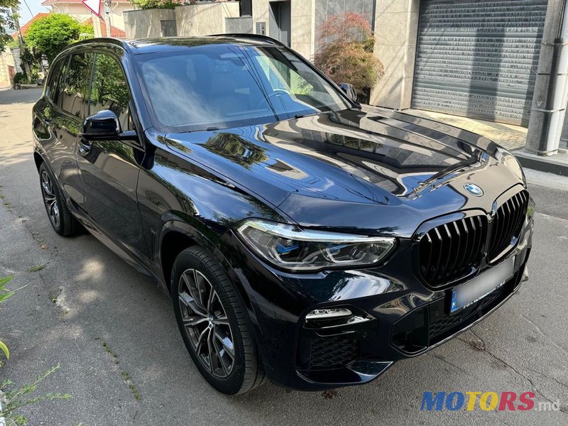 2020' BMW X5 photo #2