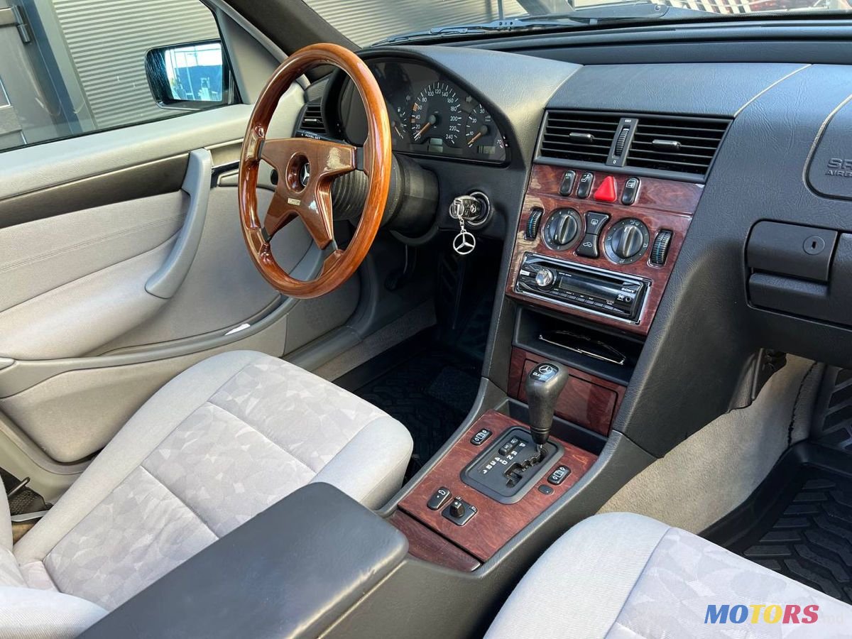 1999' Mercedes-Benz C Класс photo #6