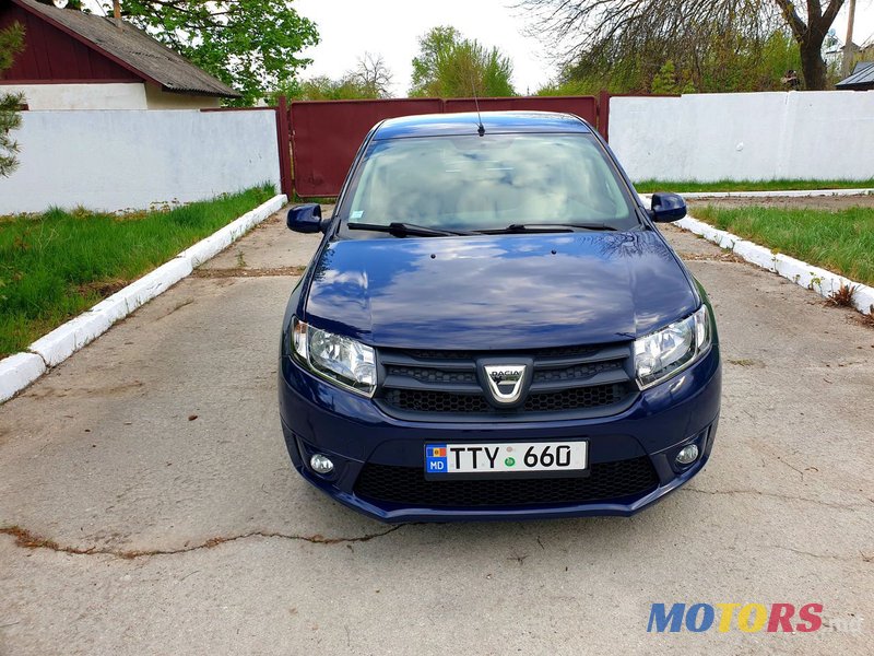 2014' Dacia Sandero photo #1