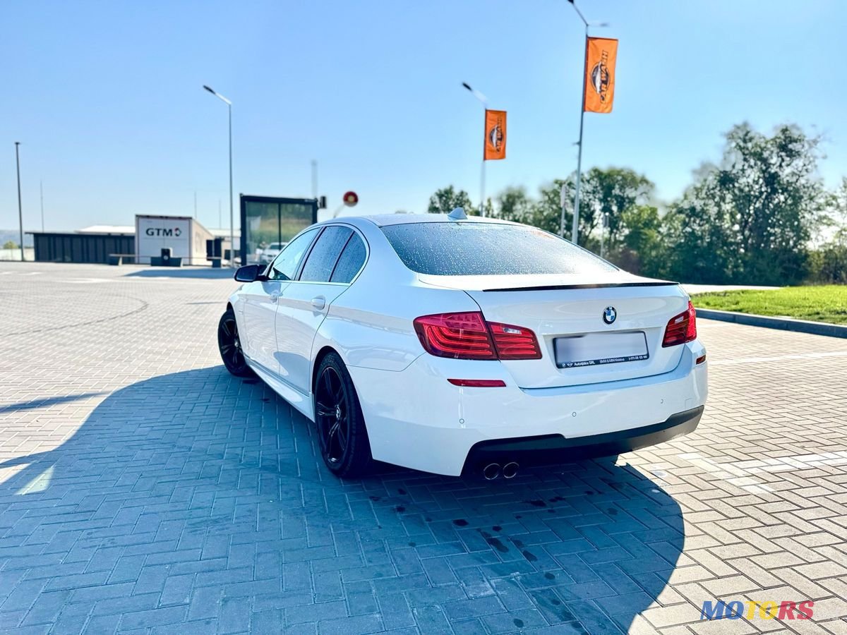 2016' BMW 5 Series photo #5