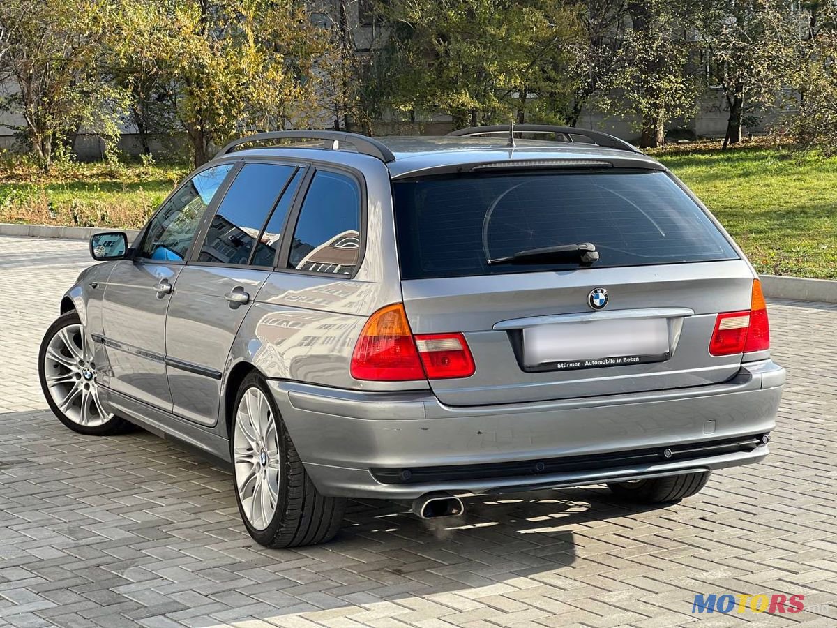 2005' BMW 3 Series Touring photo #5