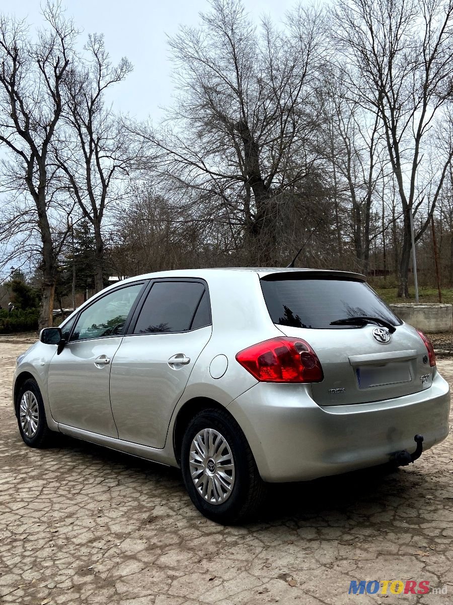 2008' Toyota Auris photo #5