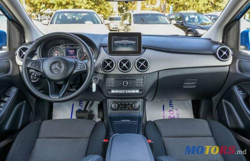 2015' Mercedes-Benz B photo #1