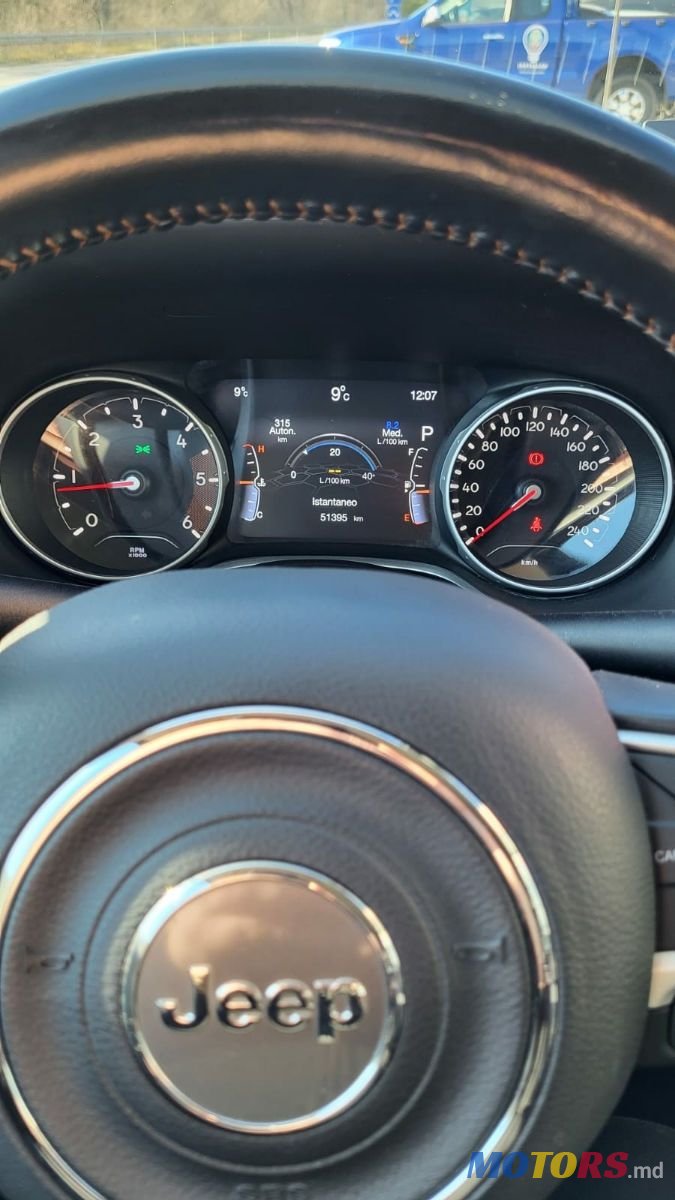 2020' Jeep Compass photo #6