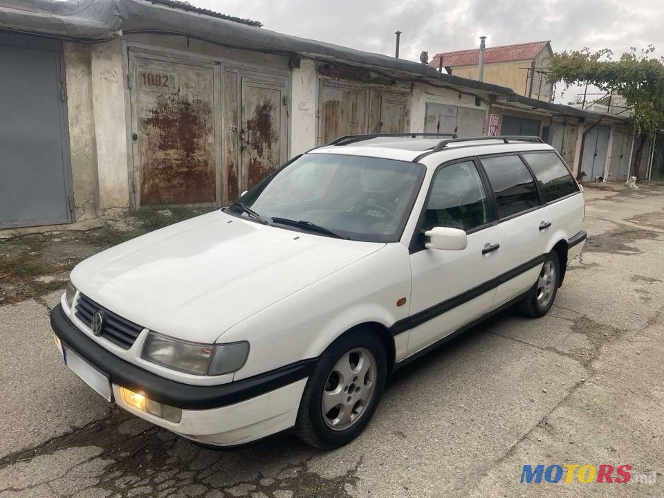 1994' Volkswagen Passat photo #3