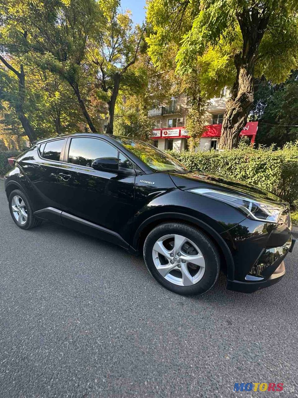 2018' Toyota C-HR photo #5