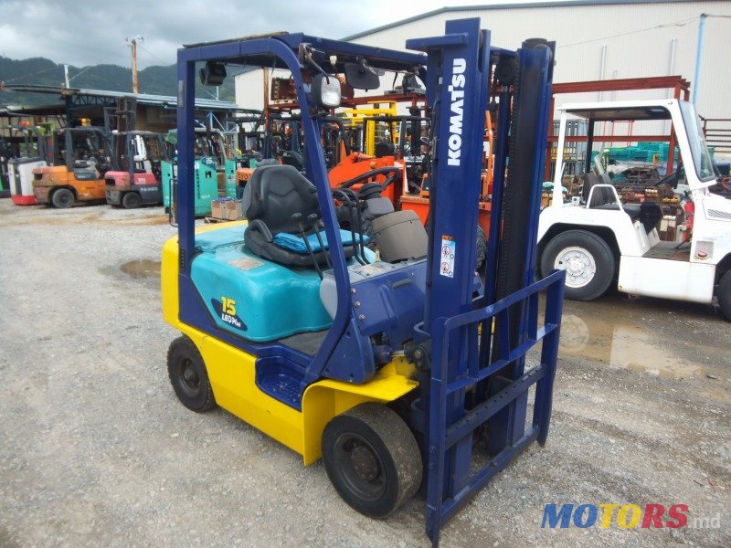 2006' Toyota 2005 photo #6