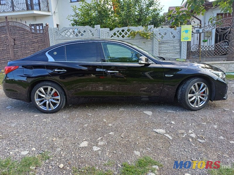 2016' Infiniti Q50 photo #3