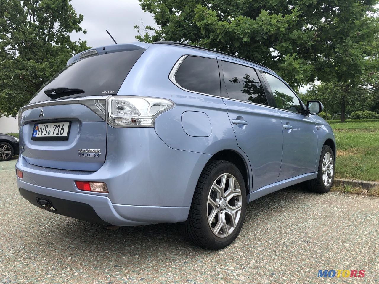 2013' Mitsubishi Outlander photo #3