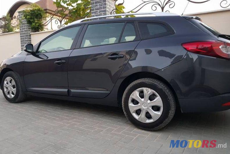 2015' Renault Megane photo #1