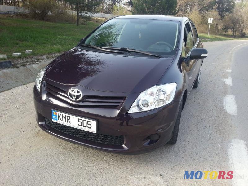 2011' Toyota Aurion photo #1