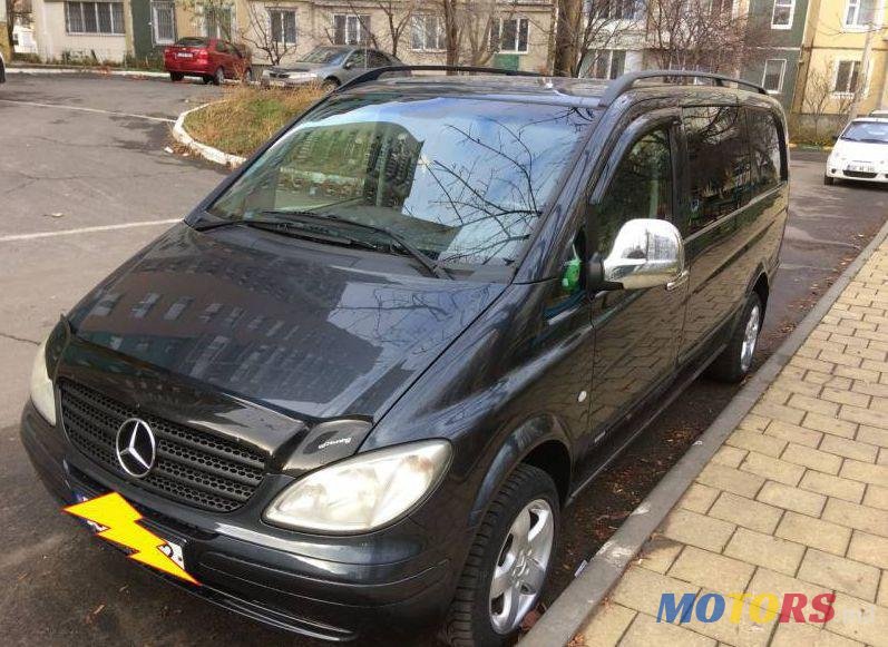 2004' Mercedes-Benz Vito photo #1