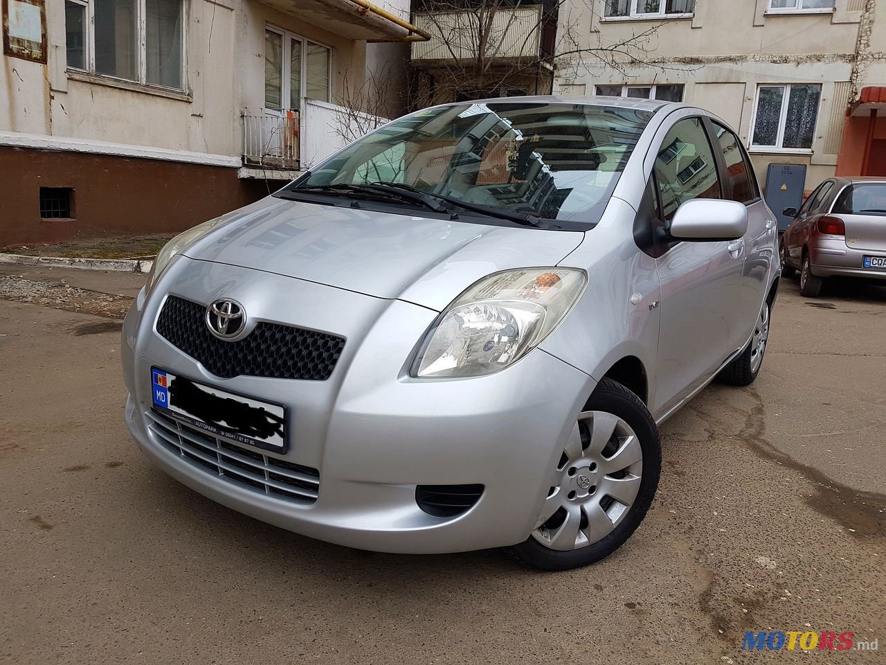 2008' Toyota Yaris photo #2