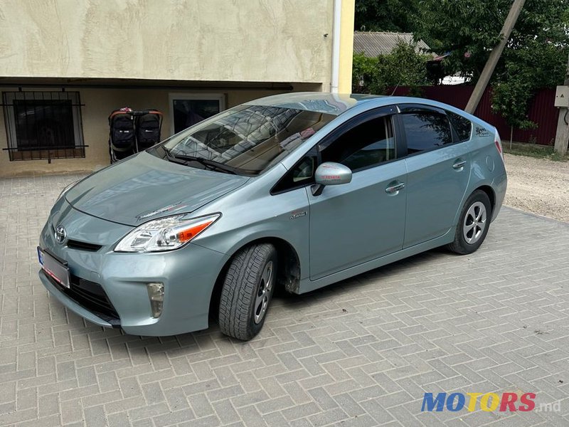 2012' Toyota Prius photo #1