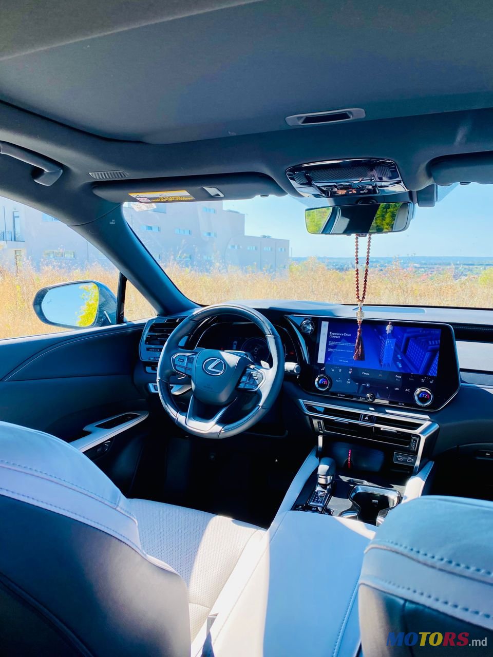 2023' Lexus Rx Series photo #3