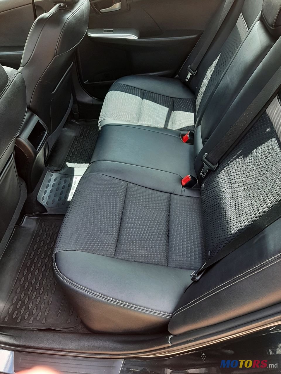 2014' Toyota Camry photo #3