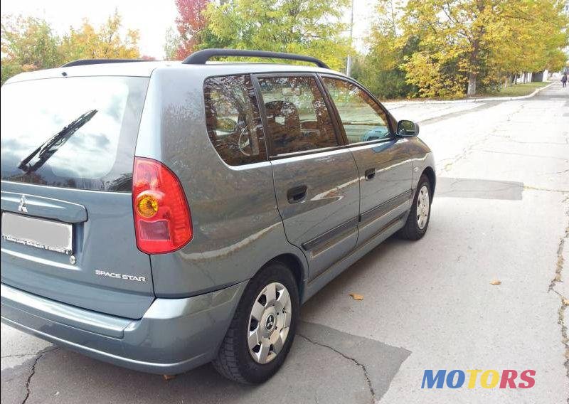 2003' Mitsubishi Space Star photo #1