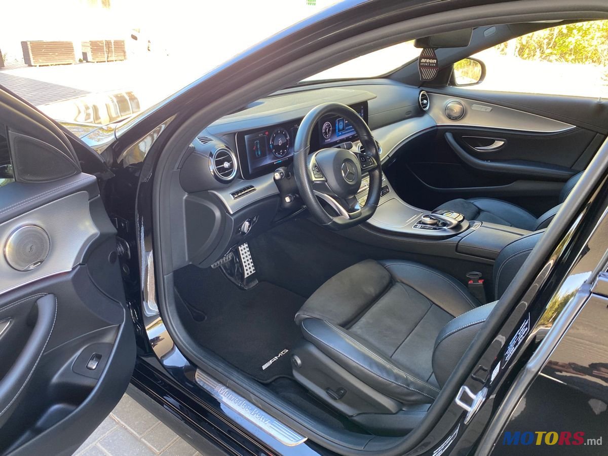 2017' Mercedes-Benz E Класс photo #6