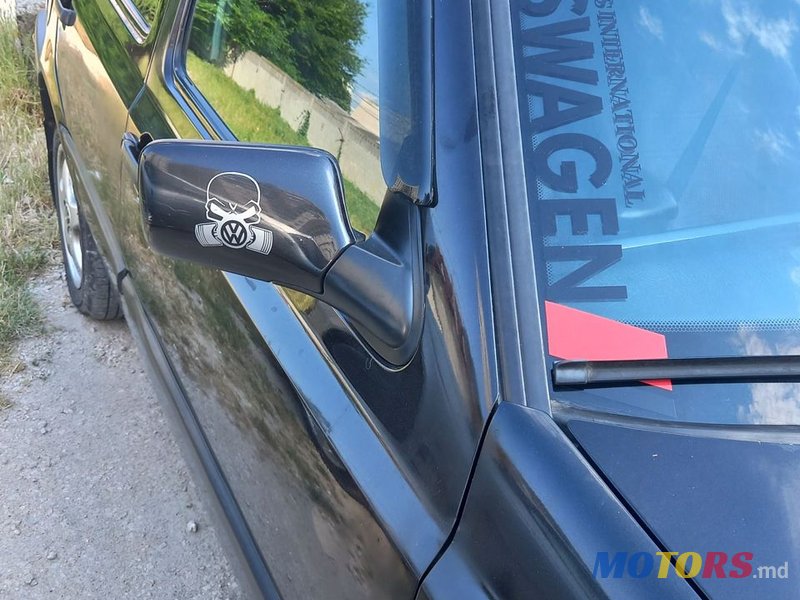 1993' Volkswagen Vento photo #3