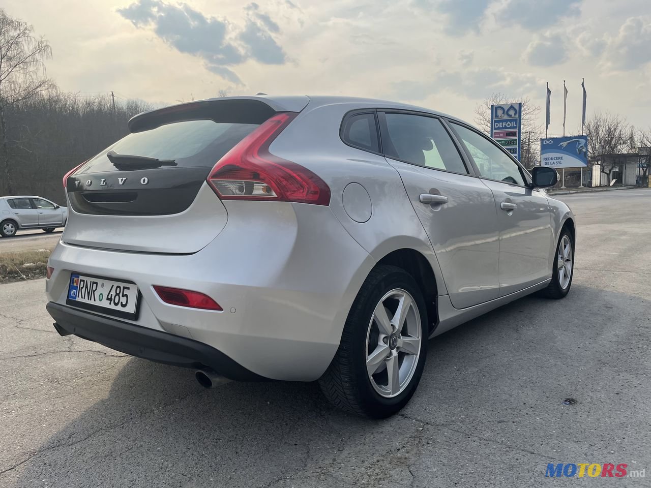 2014' Volvo V40 photo #2