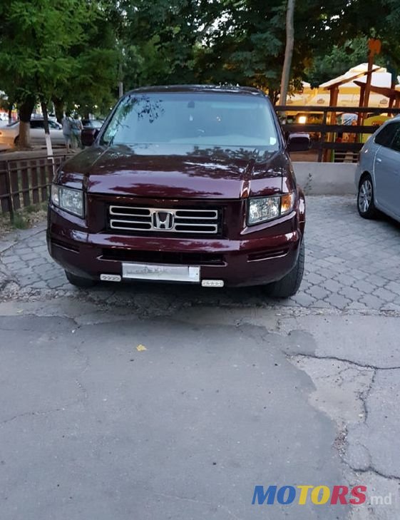 2006' Honda Ridgeline photo #2