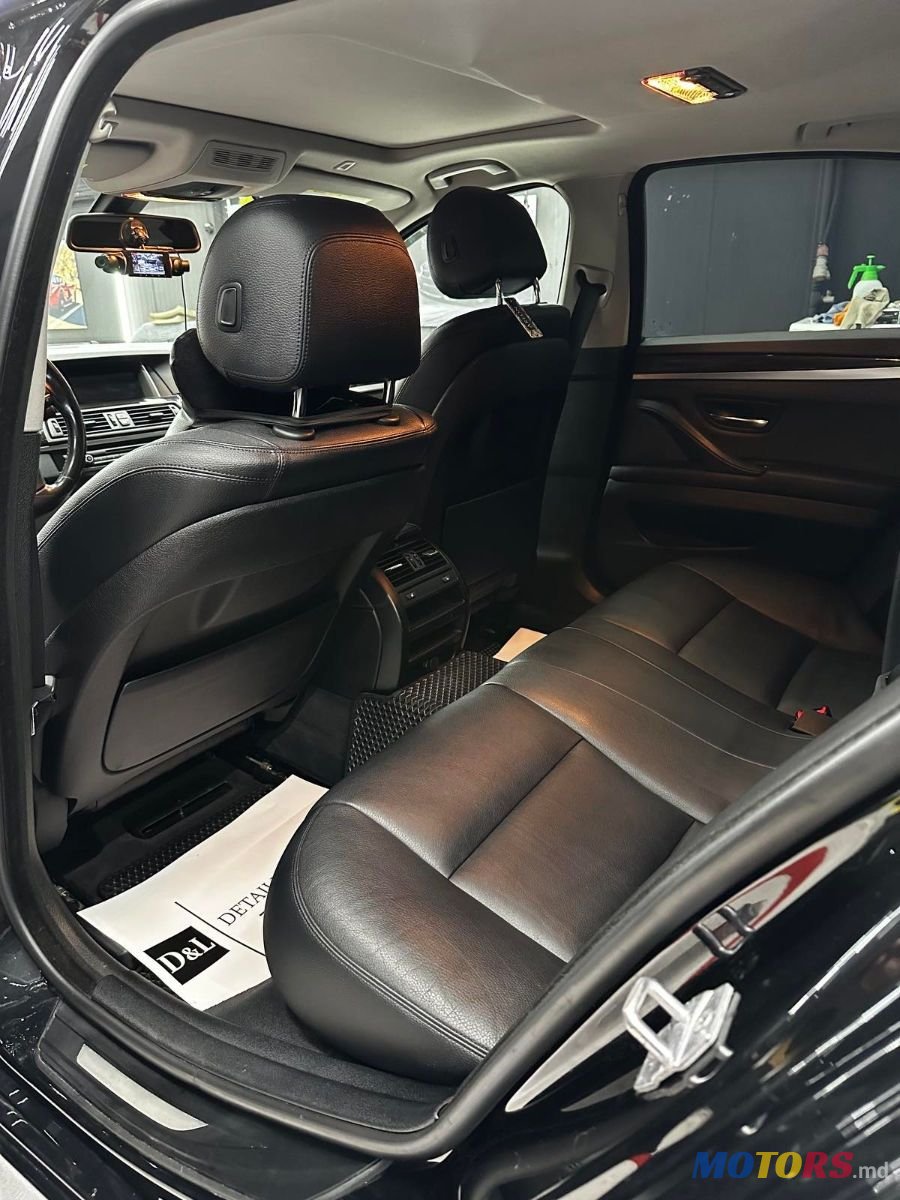 2015' BMW 5 Series photo #6