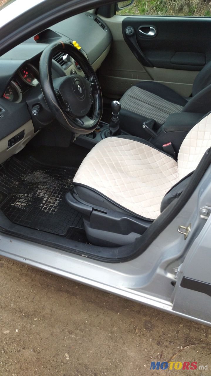 2006' Renault Megane photo #2
