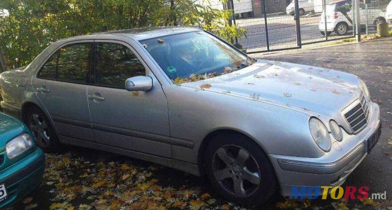 2005' Mercedes-Benz Clc photo #1